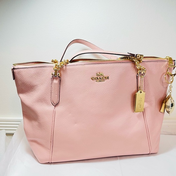 Coach Blush Pink Leather Tote with Gold Accents - Picture 1 of 1